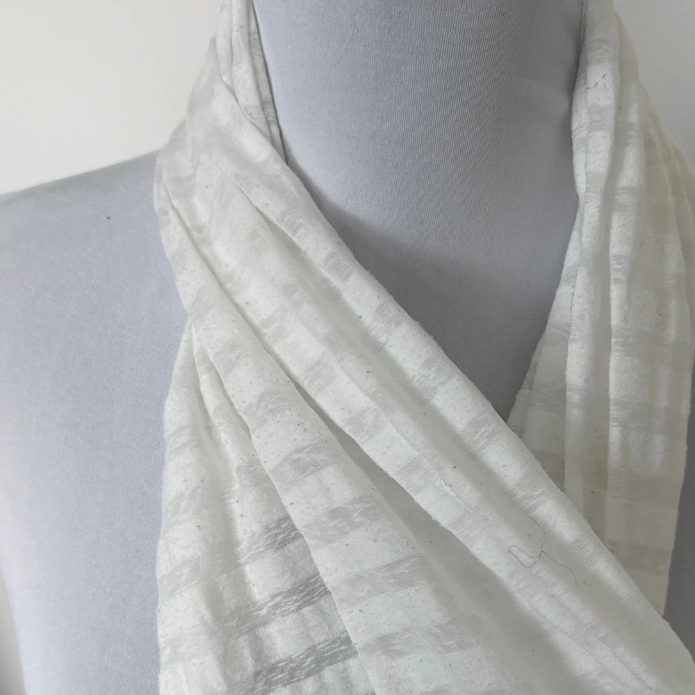 White‎ Infinity Scarf